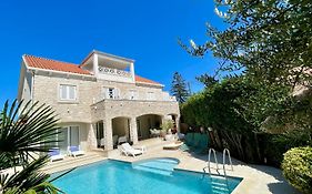Villa Tiego